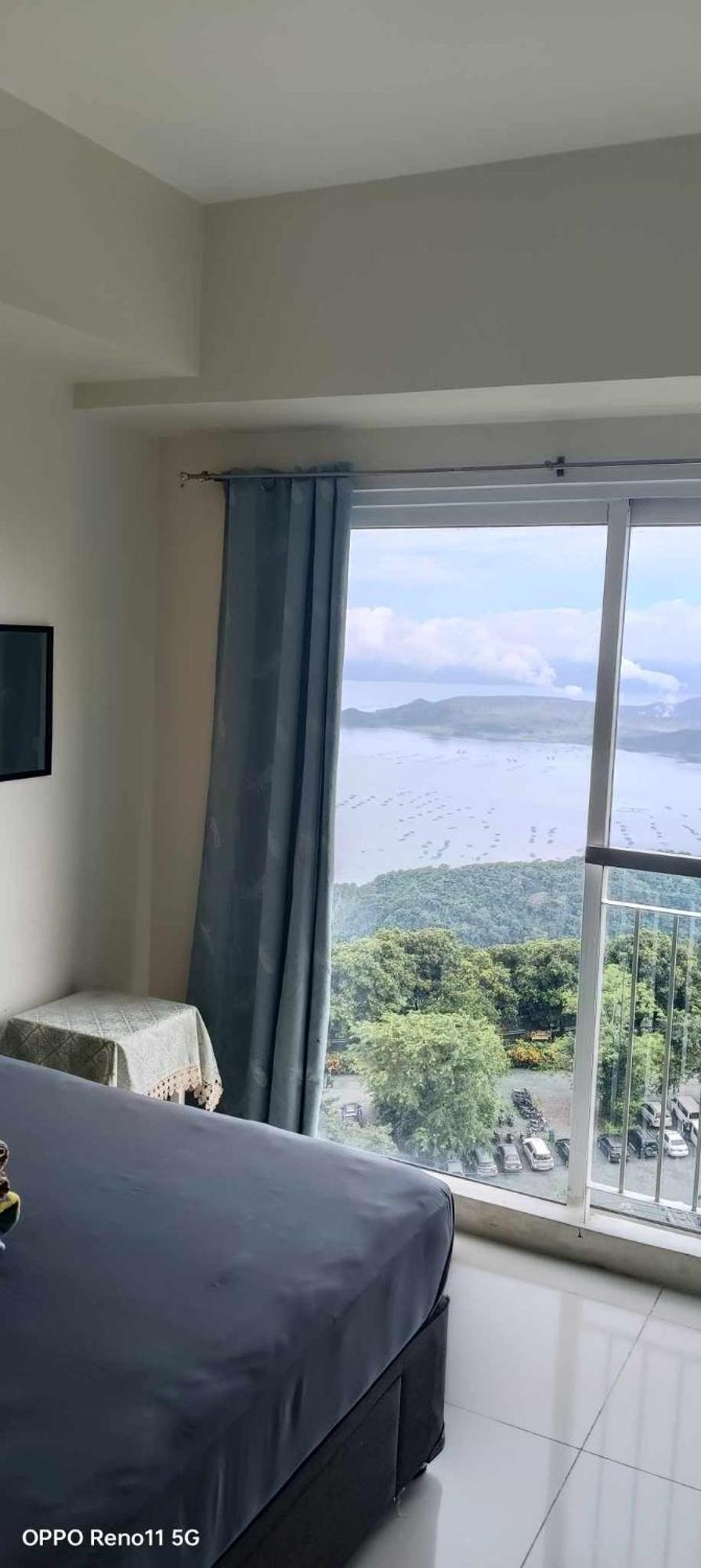 Smdc Tagaytay Taal Lake Condo Cook Netflix No Balcony No Free Parking Tagaytay City Exterior foto