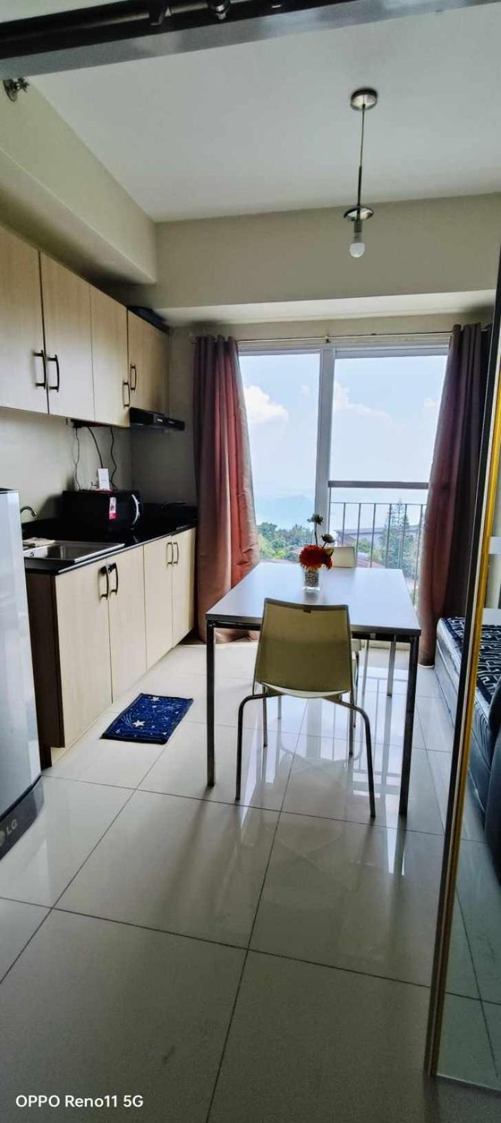 Smdc Tagaytay Taal Lake Condo Cook Netflix No Balcony No Free Parking Tagaytay City Exterior foto